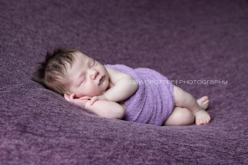 tiny baby girl | Maple Valley newborn-baby-maternity photographer