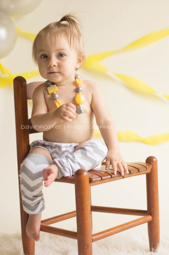 big girl Hollis | one year old | cake smash {Maple Valley newborn photographer}