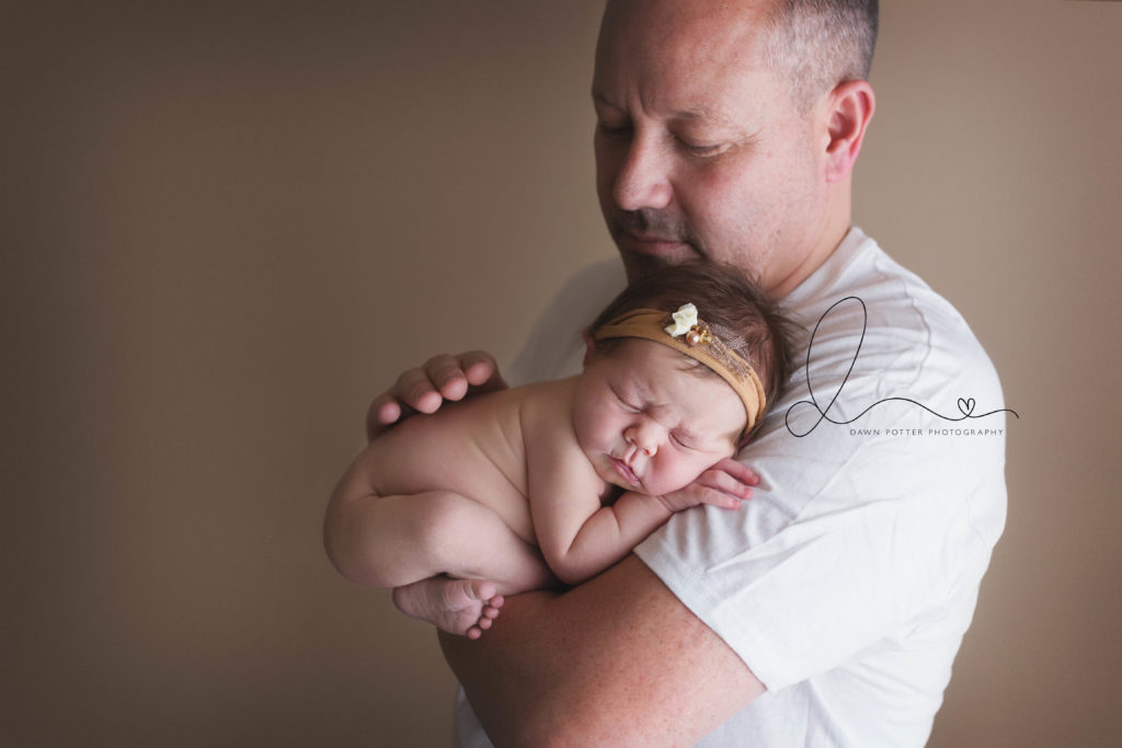 3 week old newborn session | issaquah baby photographer | baby with dad