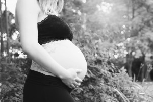 momma to be Trisha| Maple Valley Maternity Photographer