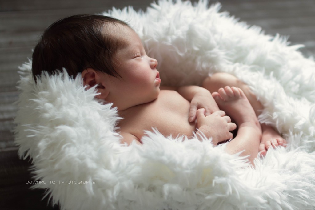 sleepy baby girl | Seattle area newborn photographer-11