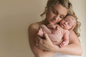 Seattle newborn photographer | newborn baby girl with mom