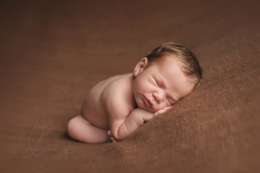 Taco Pose | Maple Valley Covington Newborn Photographer