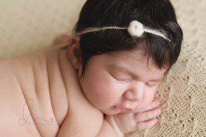 newborn close up | Bellevue-Issaquah newborn baby photographer