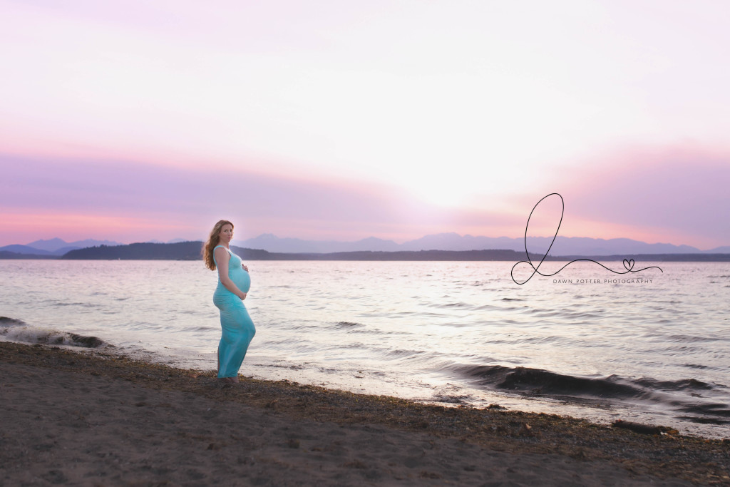 Seattle Newborn Baby Maternity Photographer sunset beach maternity session | seattle newborn baby maternity photographer