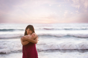 newborn beach session | baby with momma on the beach | Seattle outdoor newborn - baby photographer