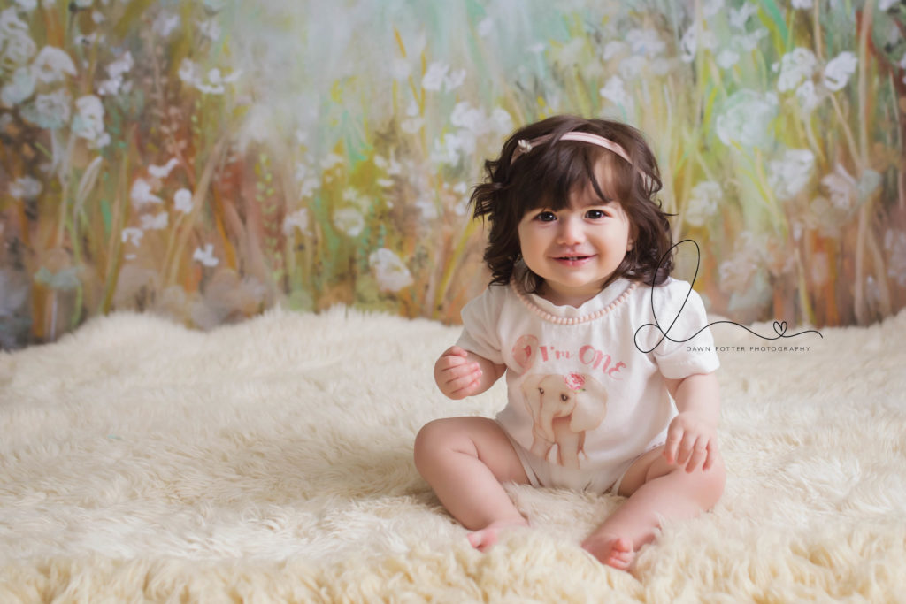 Issaquah Baby Photographer | Issaquah newborn studio | cake smash session