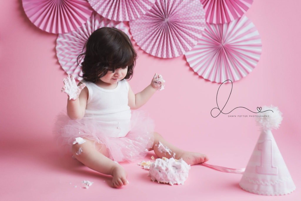 Issaquah Baby Photographer | Issaquah newborn studio | cake smash session