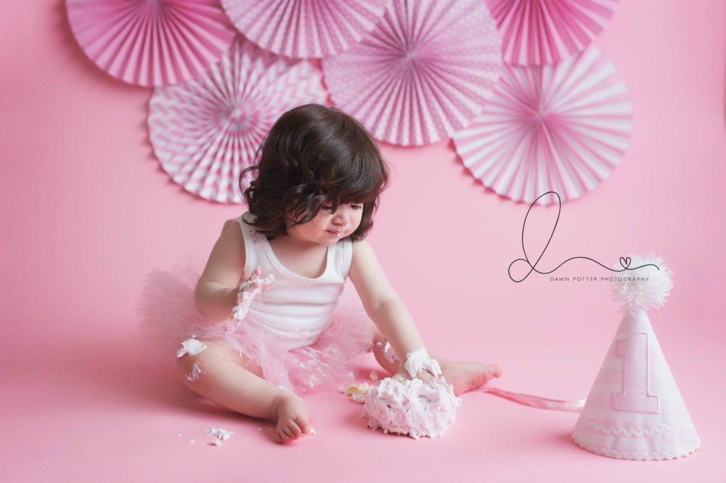 Issaquah Baby Photographer | Issaquah newborn studio | cake smash session