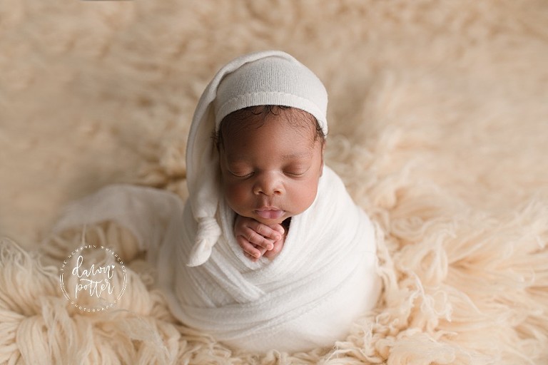 Renton newborn photographer_0052.jpg