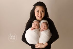 Renton-newborn-twins-photographer