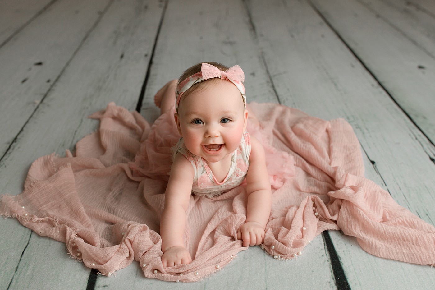 Seattle Baby Milestone Photographer Dawn Potter Photography The Newborn Whispere