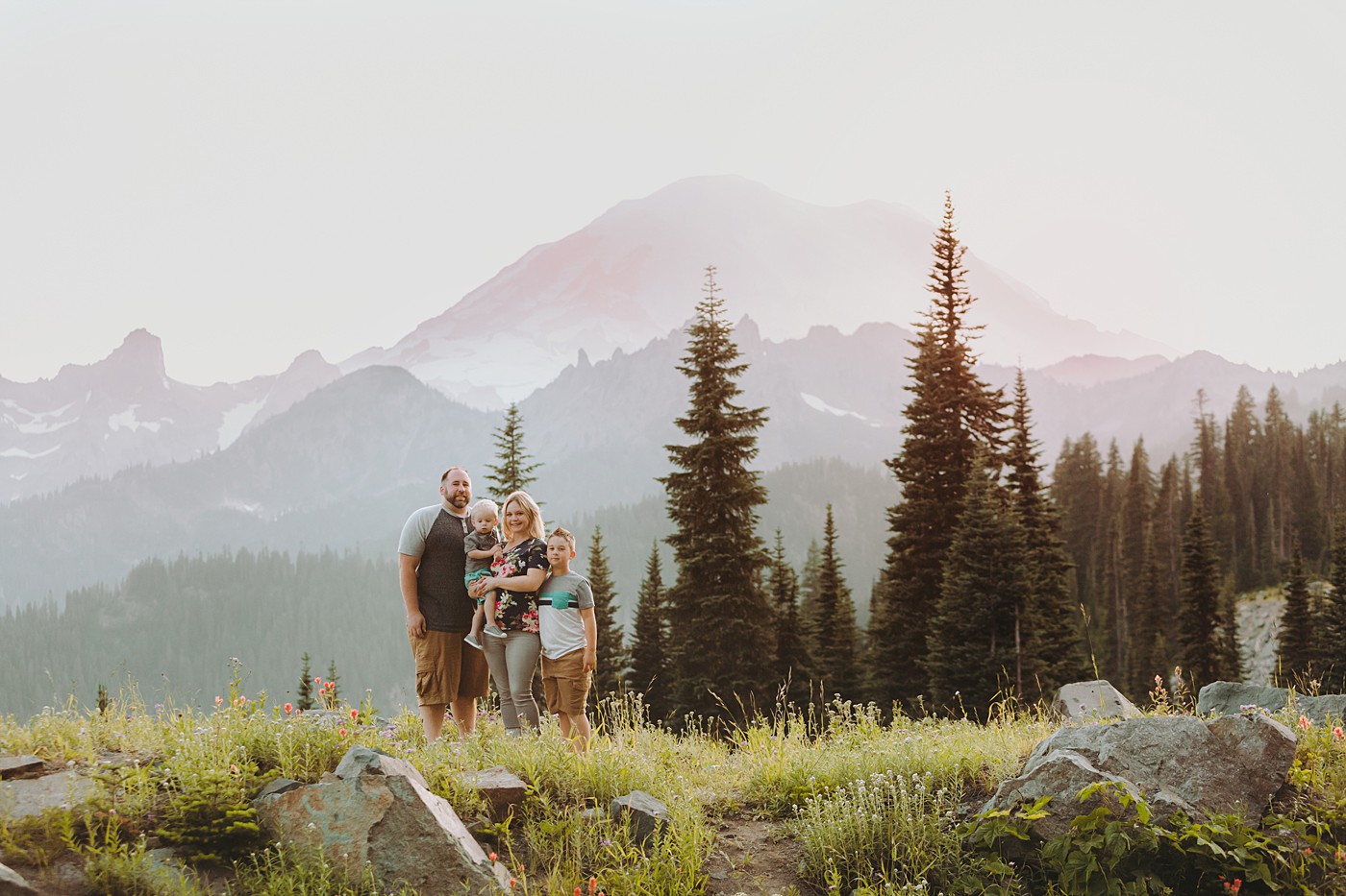 Seattle Family Photographer Dawn Potter Photography The Newborn Whisperer_