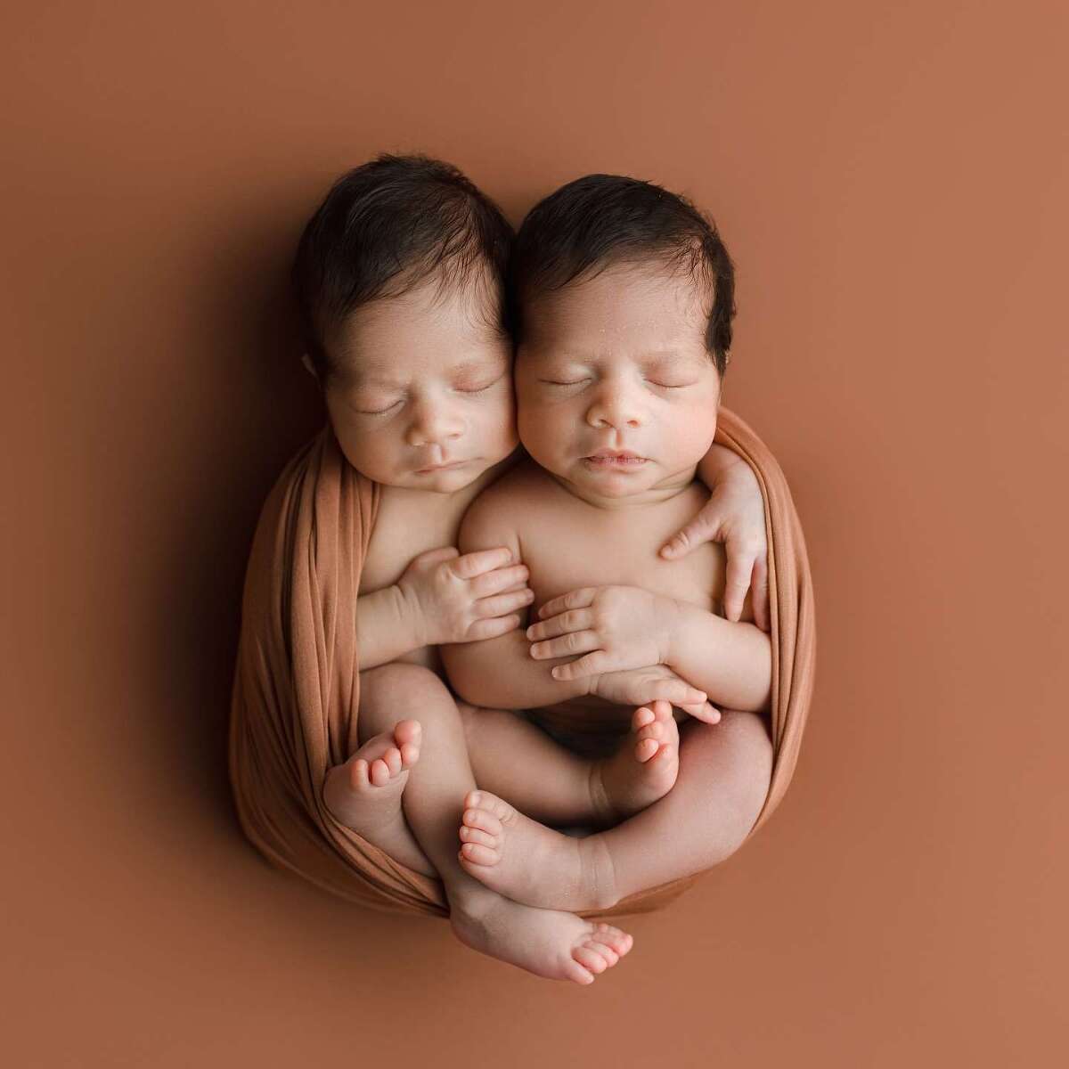 best Seattle newborn photography, newborn portrait studio Tacoma, Renton WA newborn photographer